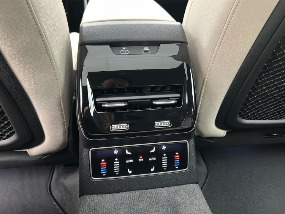 Audi A6 Limousine TFSI Quattro S-tronic - foto 13