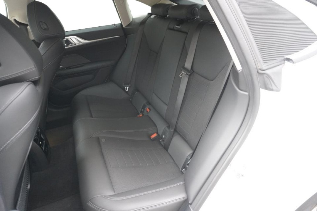 BMW Seria 4 xDrive420d - foto 13
