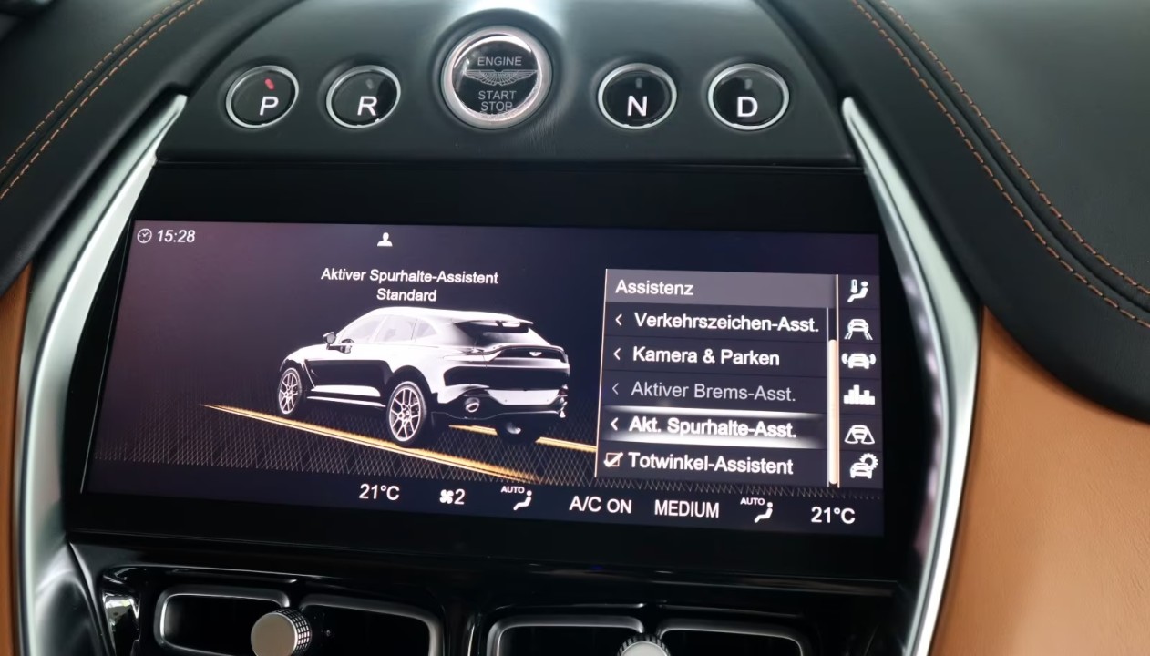 Aston Martin DBX - foto 21