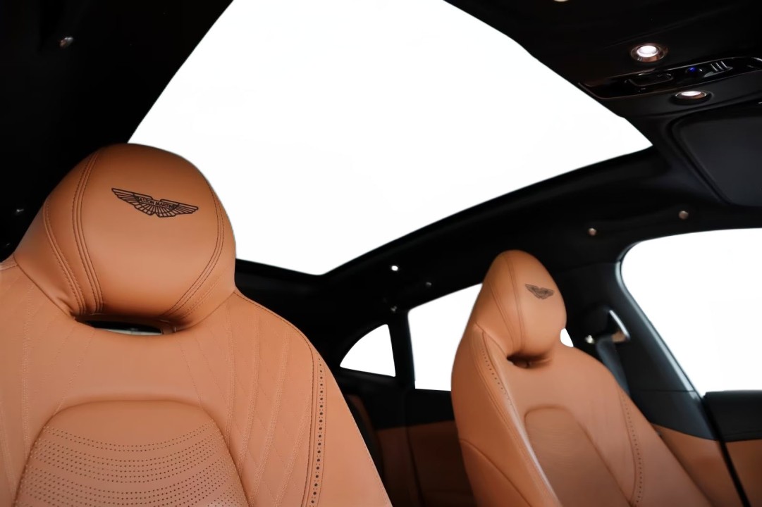 Aston Martin DBX - foto 25