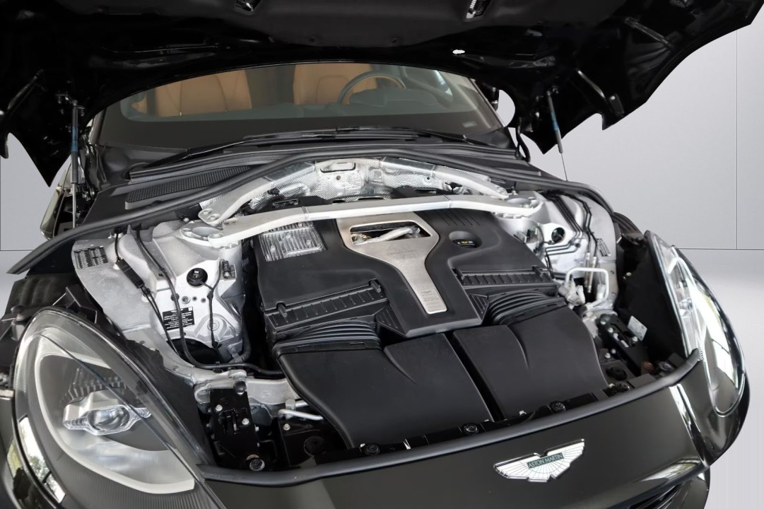 Aston Martin DBX - foto 35