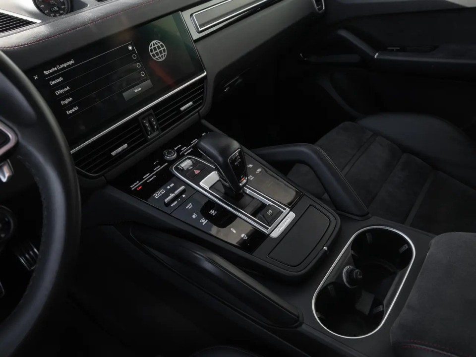 Porsche Cayenne GTS Coupe - foto 12