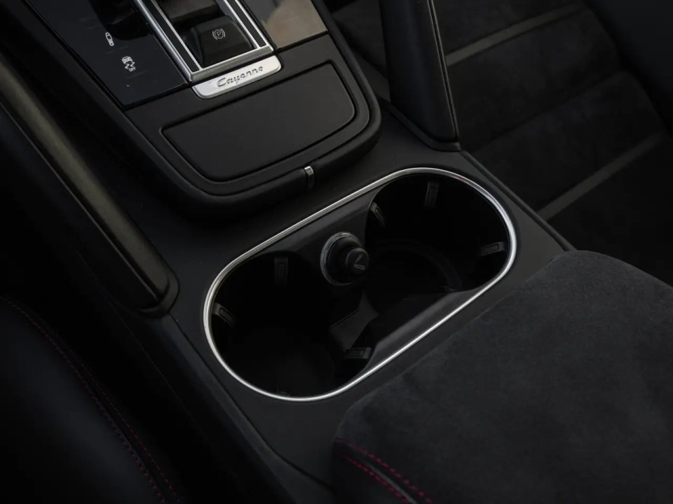 Porsche Cayenne GTS Coupe - foto 14