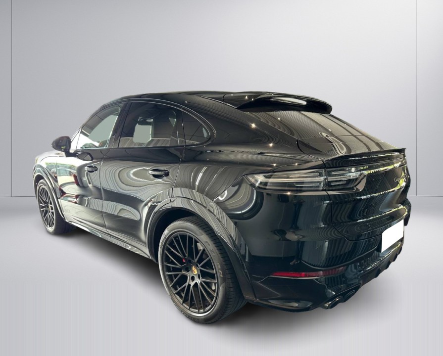 Porsche Cayenne Coupe GTS (5)