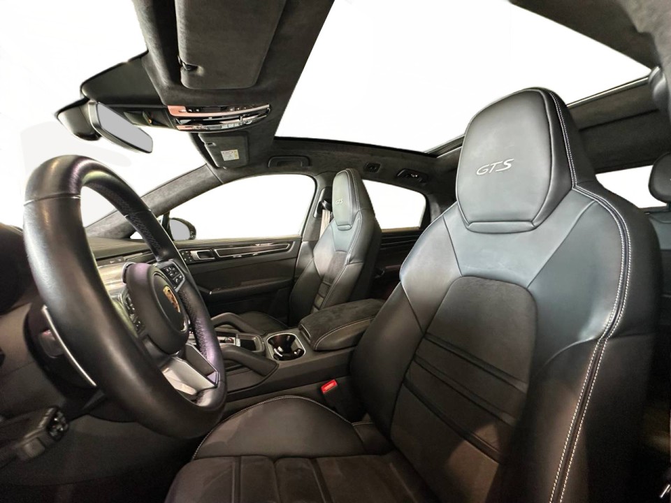 Porsche Cayenne Coupe GTS - foto 12