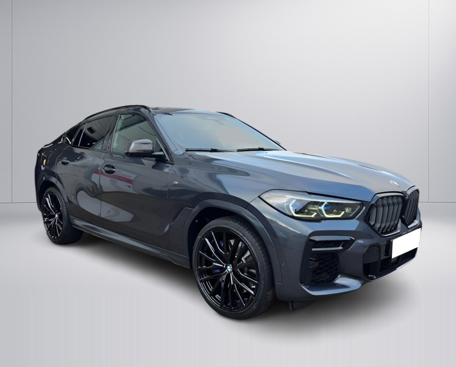 BMW X6 M50I