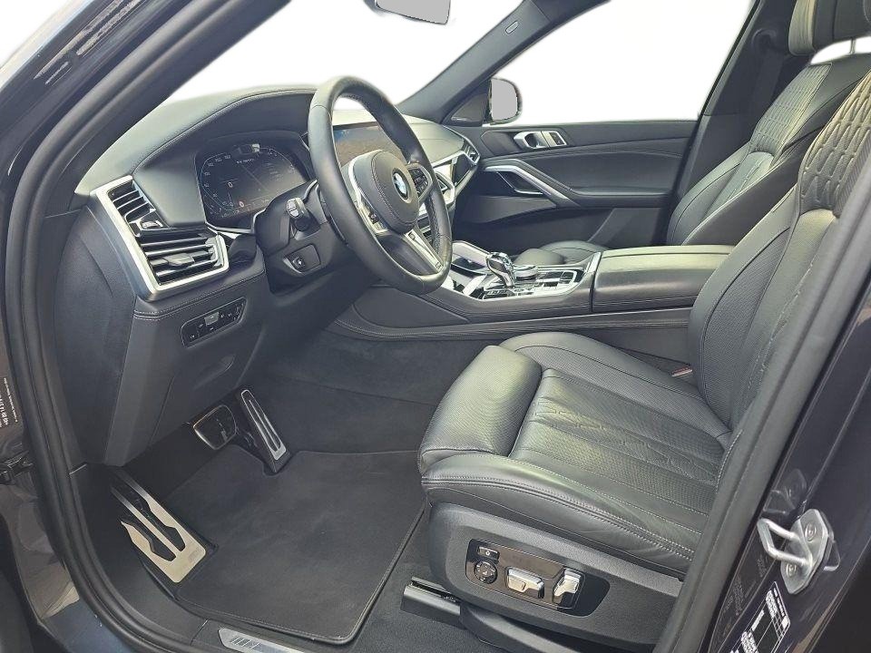 BMW X6 M50I - foto 7