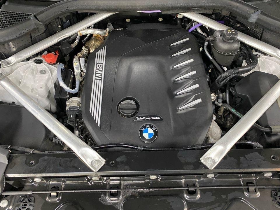 BMW X6 xDrive40d - foto 11