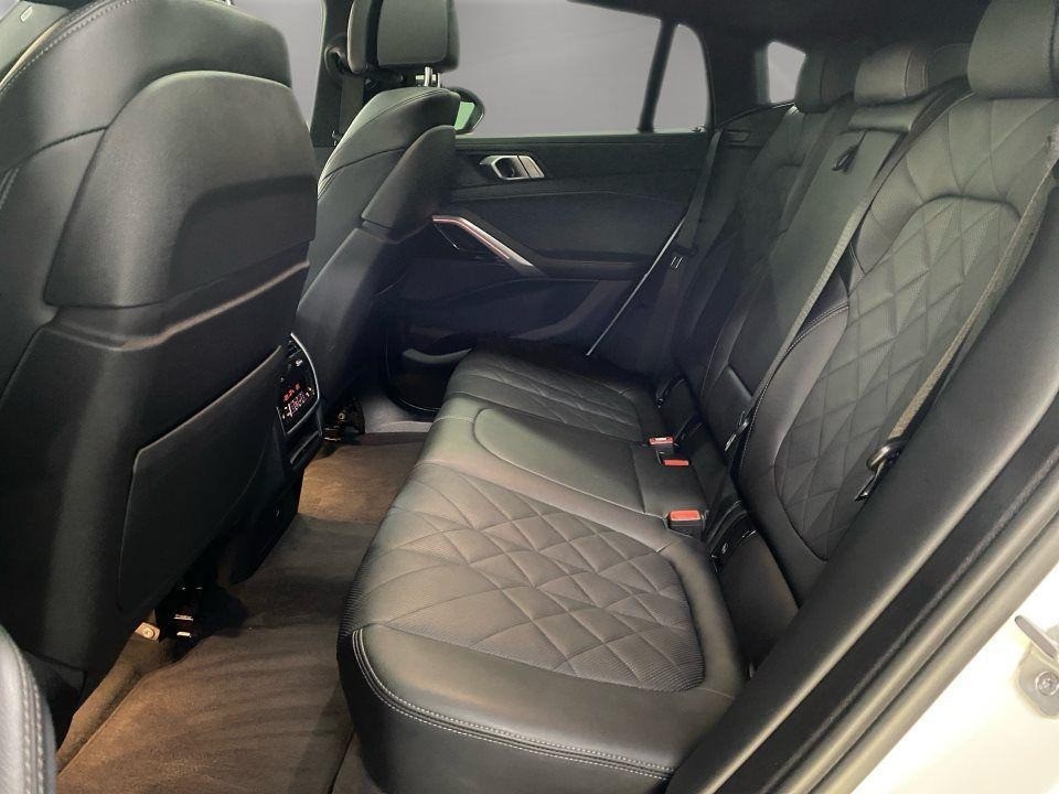 BMW X6 xDrive40d - foto 9