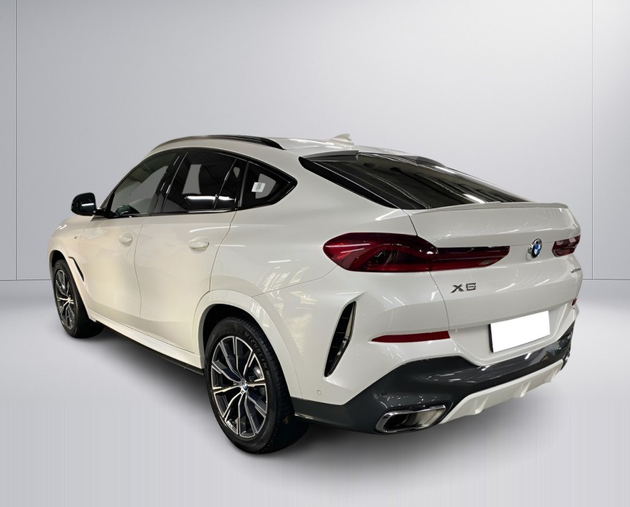 BMW X6 xDrive40d (3)