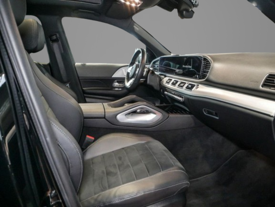 Mercedes-Benz GLE 300d 4Matic AMG (3)