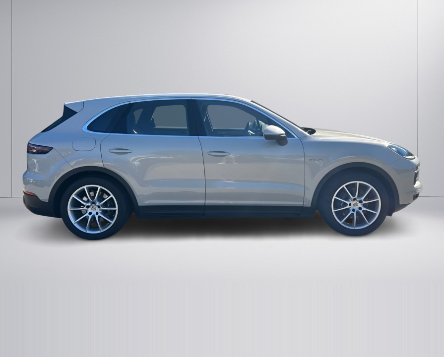 Porsche Cayenne E-Hybrid (2)
