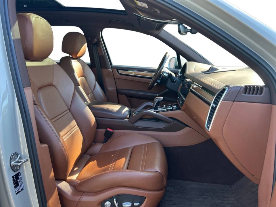 Porsche Cayenne E-Hybrid - foto 12