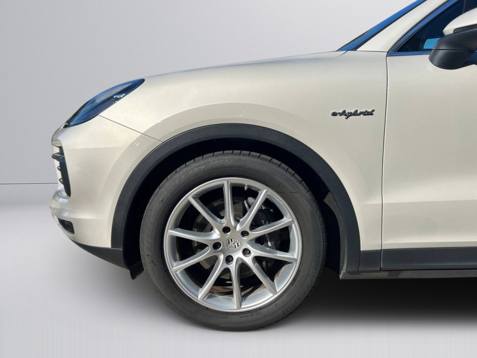 Porsche Cayenne E-Hybrid - foto 31