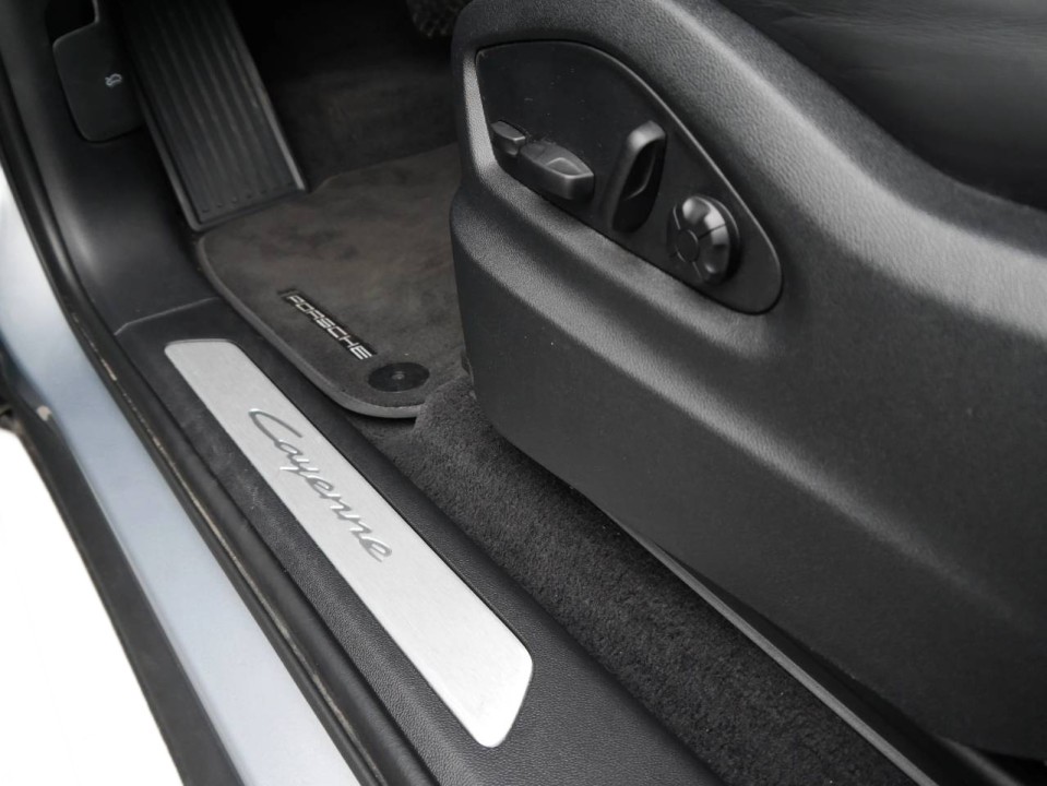 Porsche Cayenne Coupe E-Hybrid - foto 25