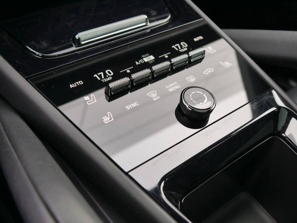 Porsche Cayenne Coupe E-Hybrid - foto 22