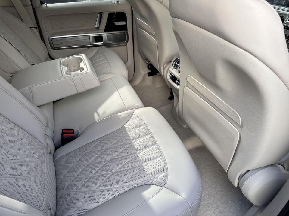 Mercedes-Benz G 450d AMG Line - foto 12