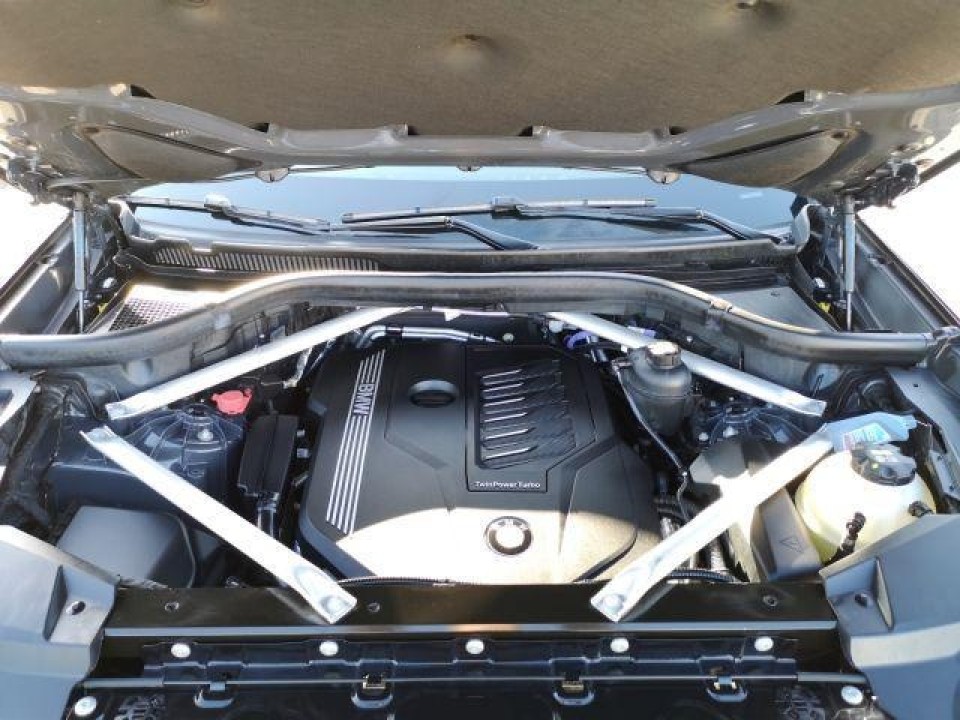 BMW X6 xDrive40i - foto 23