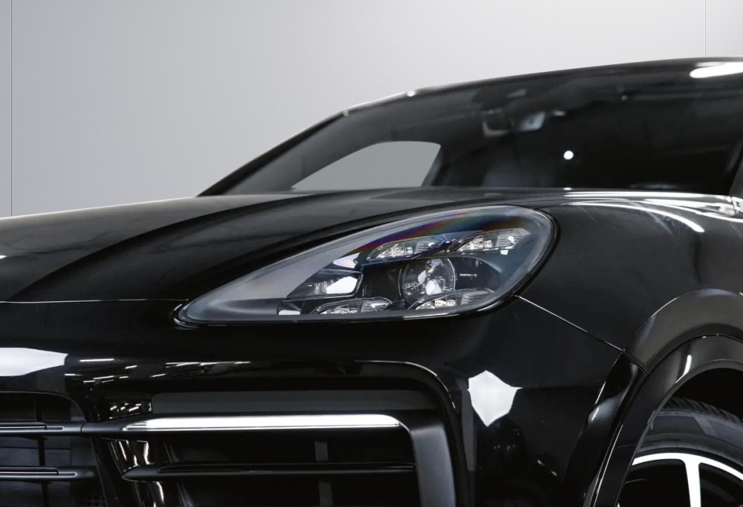 Porsche Cayenne - foto 32