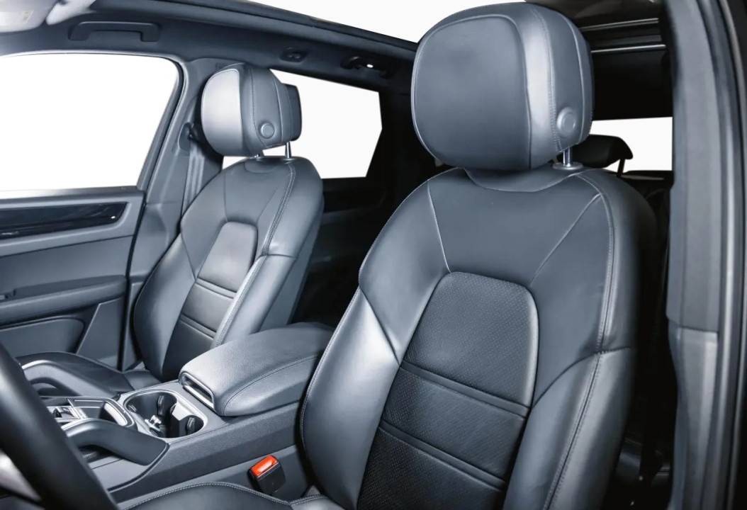 Porsche Cayenne - foto 20