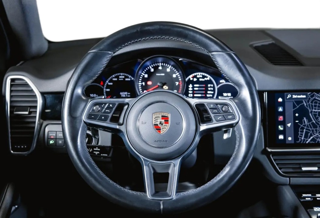 Porsche Cayenne - foto 6