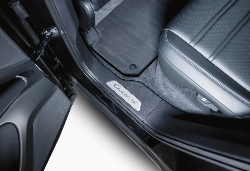 Porsche Cayenne - foto 28