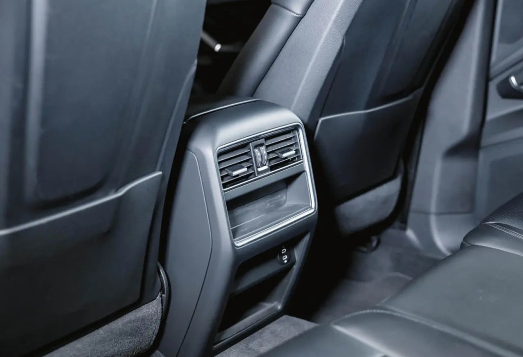 Porsche Cayenne - foto 24