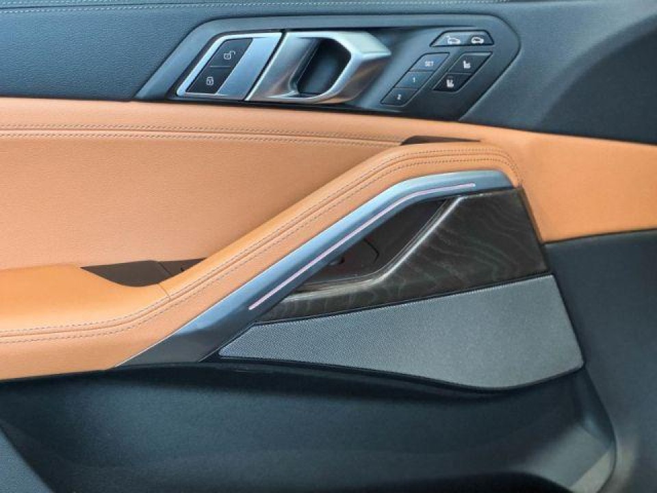 BMW X6 M50i - foto 10