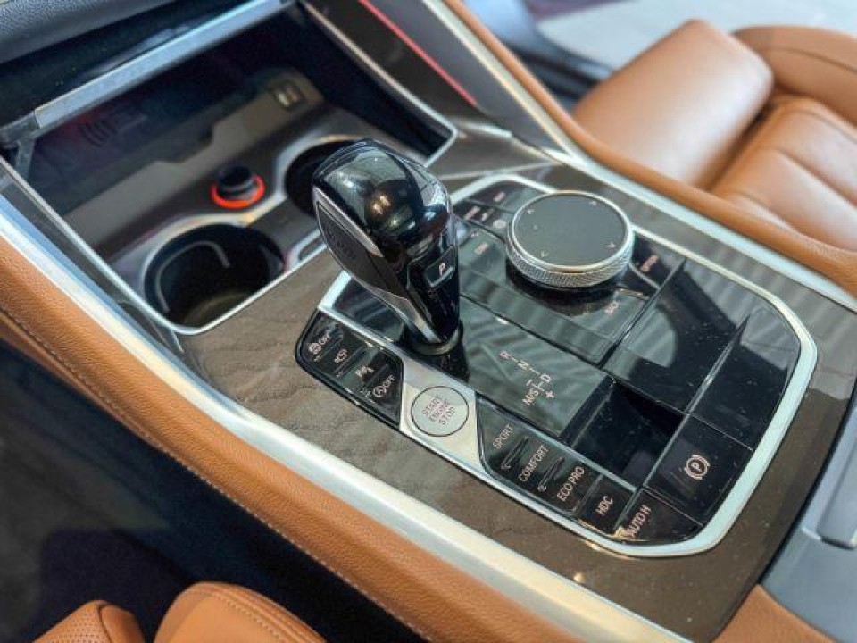 BMW X6 M50i - foto 9