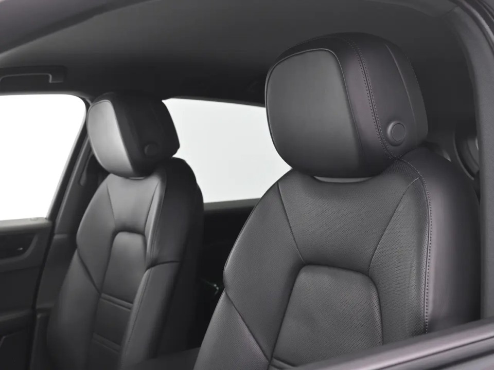 Porsche Cayenne E-Hybrid - foto 16