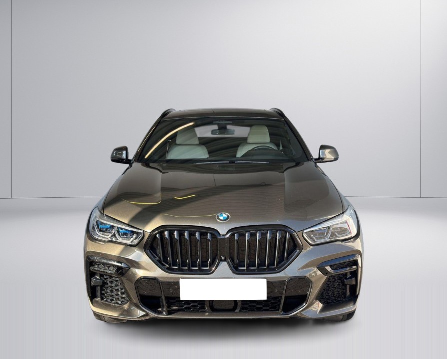 BMW X6 xDrive40d (2)