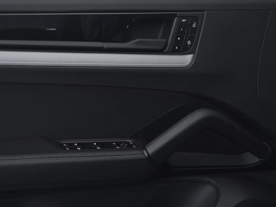 Porsche Cayenne - foto 20