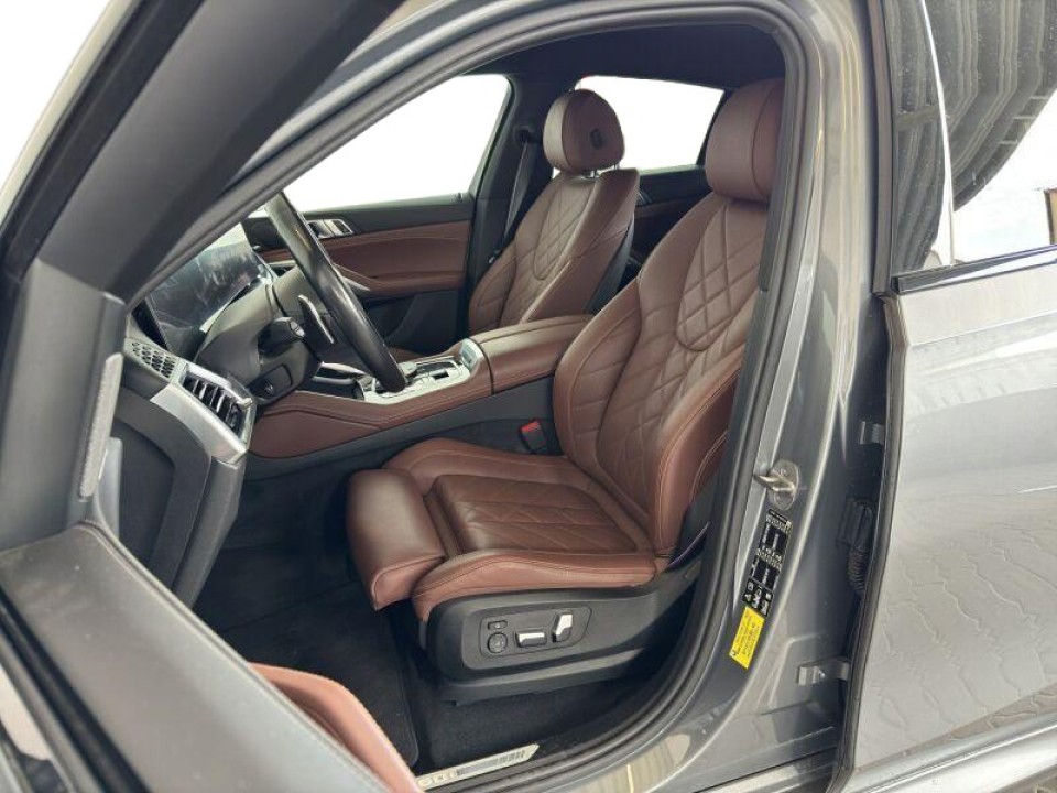 BMW X6 M60I xDrive (4)