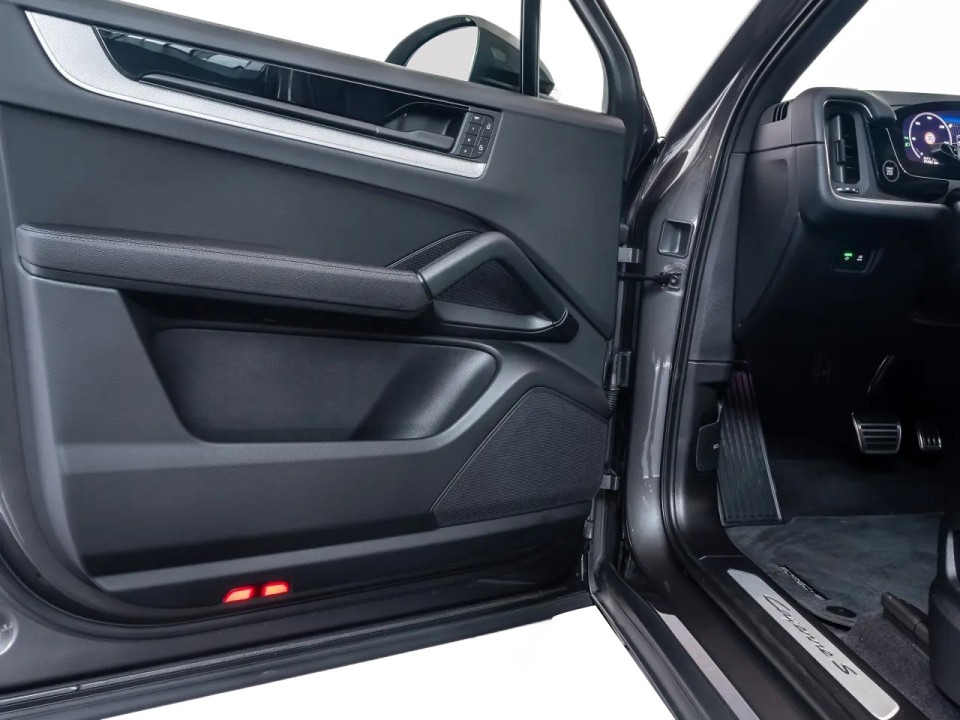 Porsche Cayenne S - foto 17