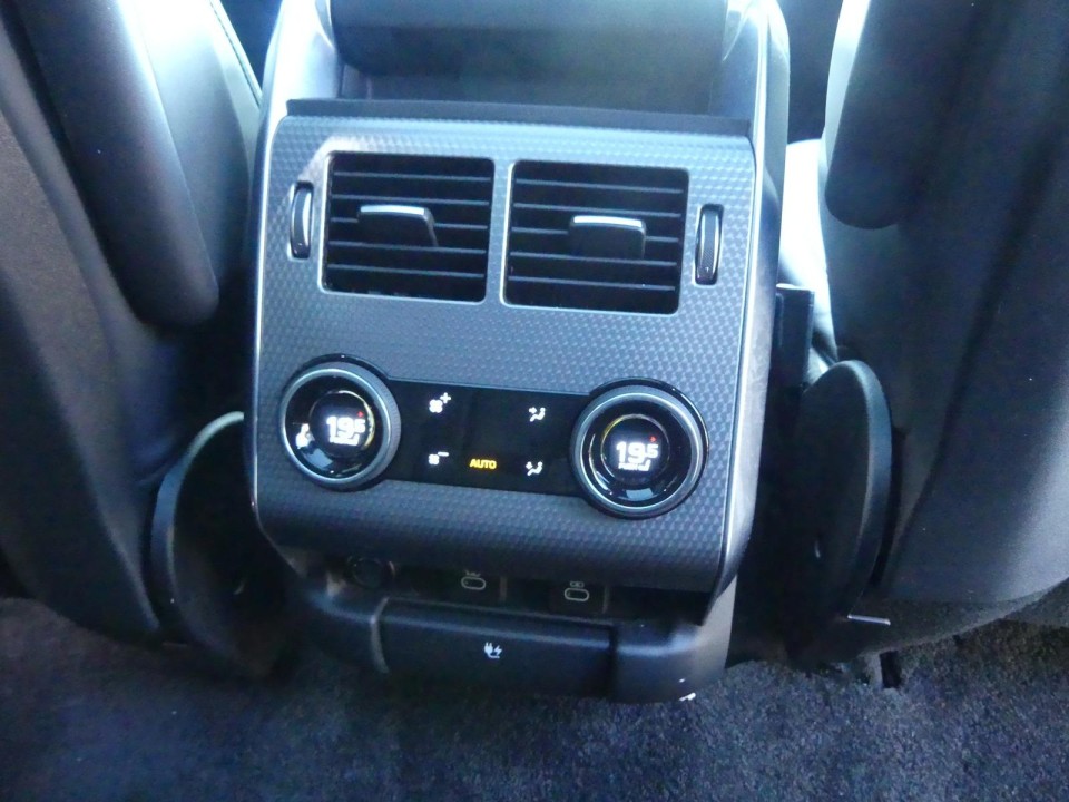 Land Rover Range Rover Sport D300 HSE - foto 17