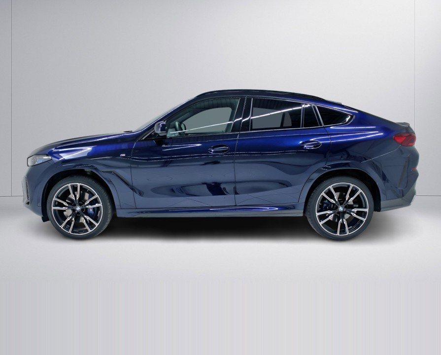 BMW X6 xDrive40d M-Sport (2)