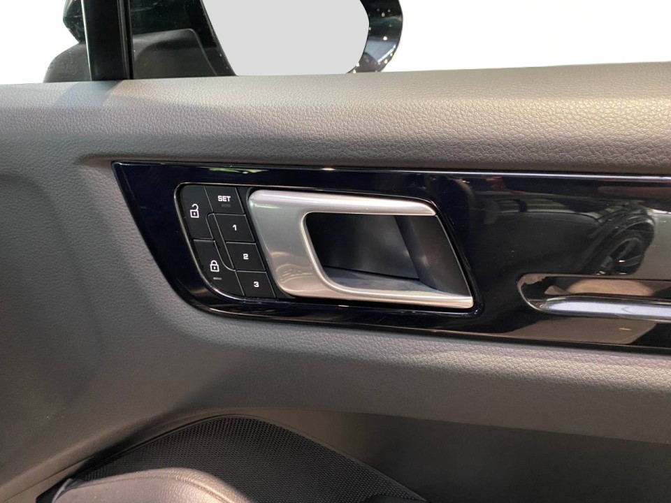 Porsche Cayenne - foto 20