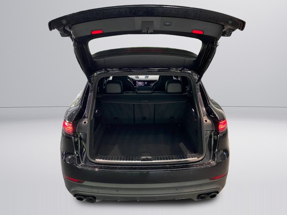 Porsche Cayenne (5)