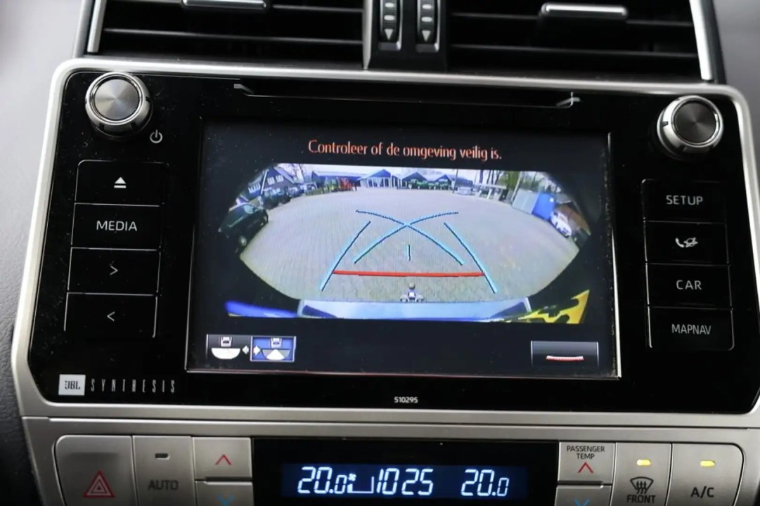 Toyota Land Cruiser 2.8 D-4D - foto 9