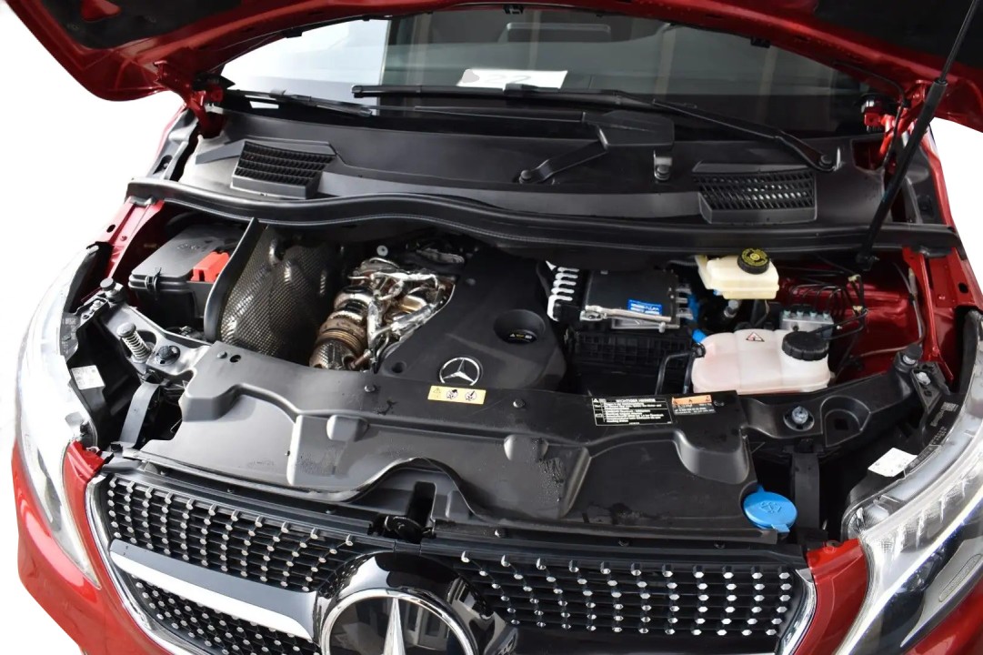 Mercedes-Benz V 300d 4MATIC Long AMG Line - foto 13