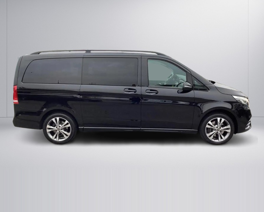 Mercedes-Benz V 300d 4MATIC (2)