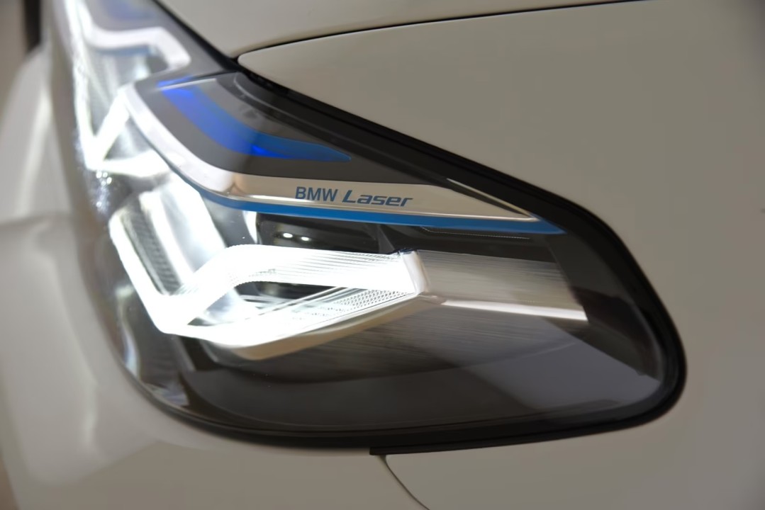 BMW Seria 5 530d xDrive M-Sport - foto 21