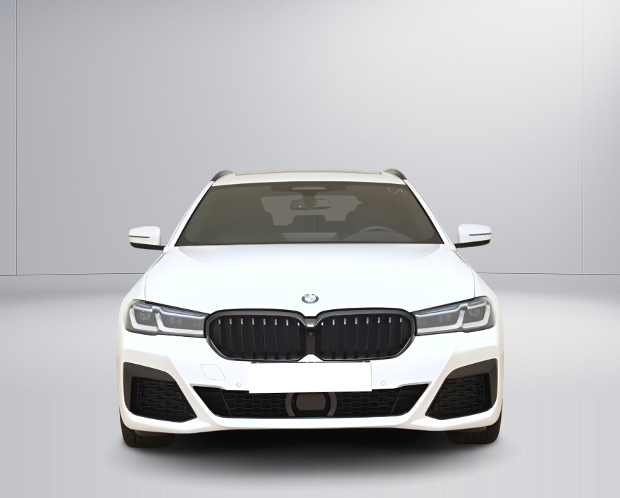 BMW Seria 5 530d xDrive M-Sport (2)