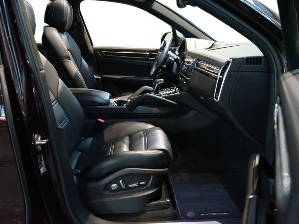 Porsche Cayenne E-Hybrid - foto 12