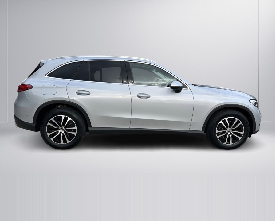 Mercedes-Benz GLC 200 4MATIC (2)