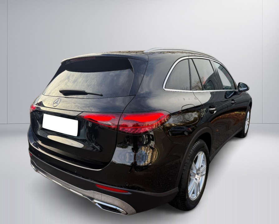 Mercedes-Benz GLC 200 4MATIC (3)