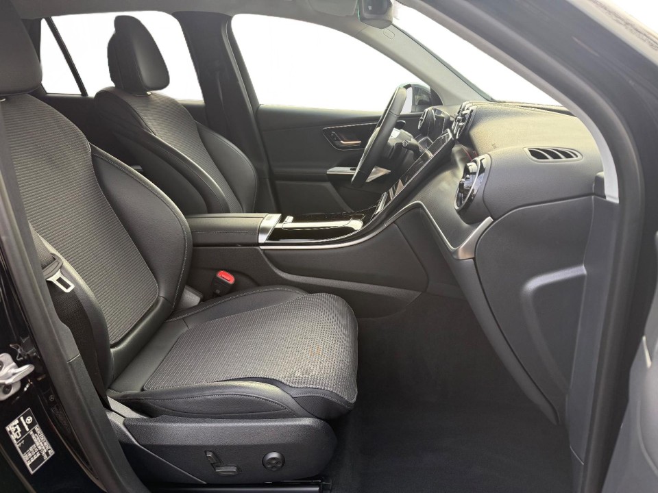 Mercedes-Benz GLC 200 4MATIC - foto 12