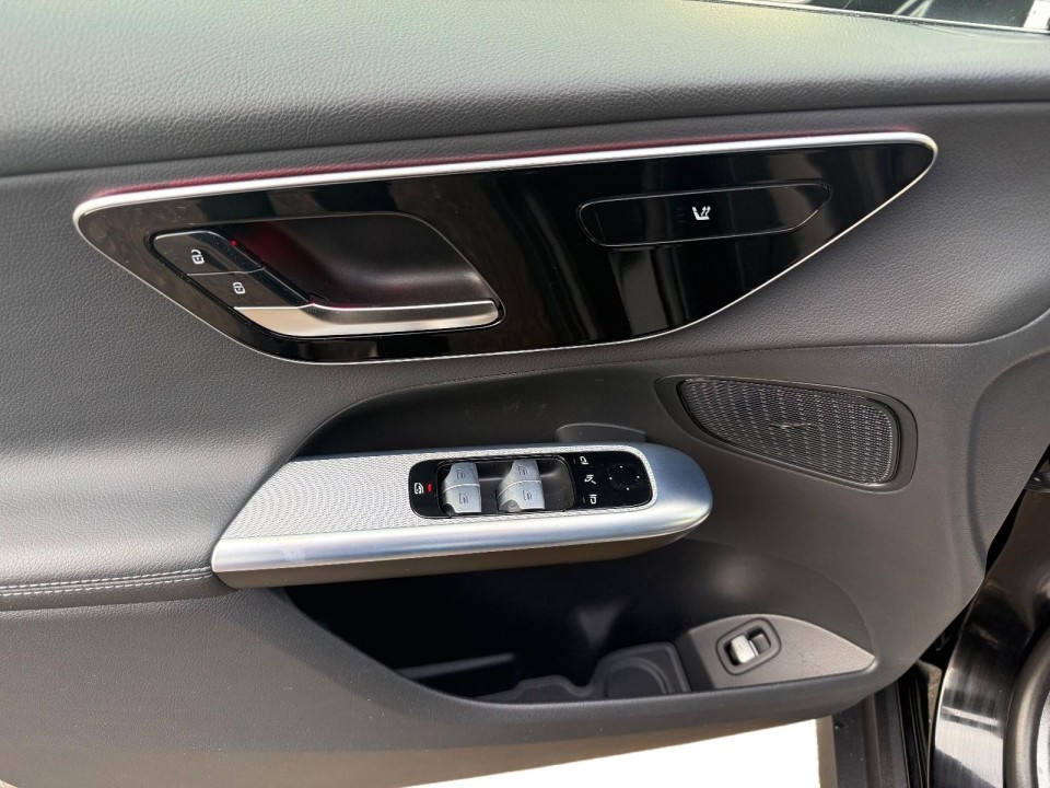 Mercedes-Benz GLC 200 4MATIC - foto 24