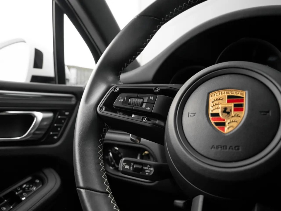 Porsche Macan T - foto 11
