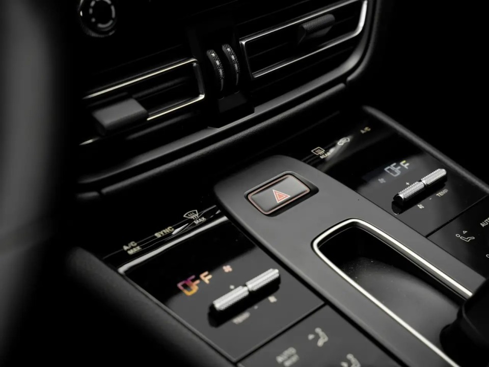 Porsche Macan T - foto 19